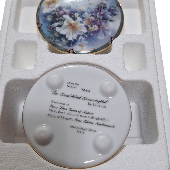 Ardleigh-Elliott "The Broad-Billed Hummingbird" Music Box Mozart Art By Lena Liu - Picture 5 of 7